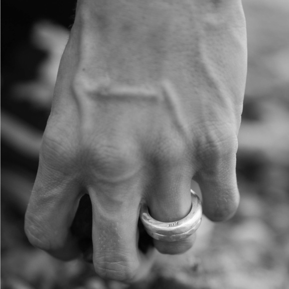 2 rings  - Our new signature sterling unisex GRIT rustic… - Picture 15 of 16